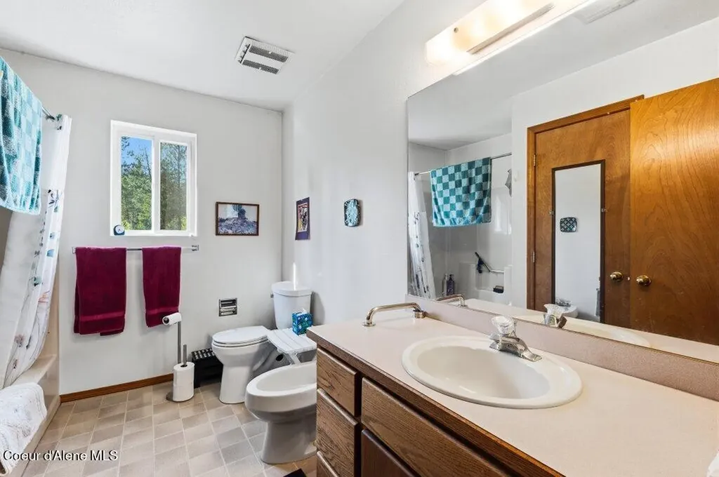 25730 N Edwards Road Rathdrum ID 83858