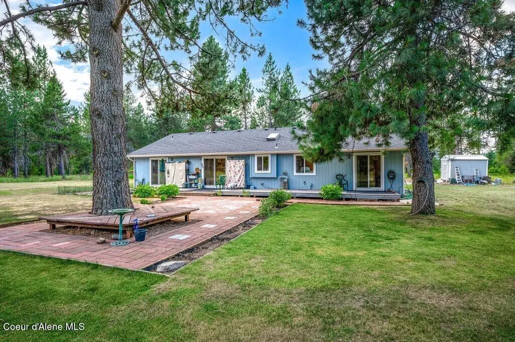 25730 N Edwards Road Rathdrum ID 83858