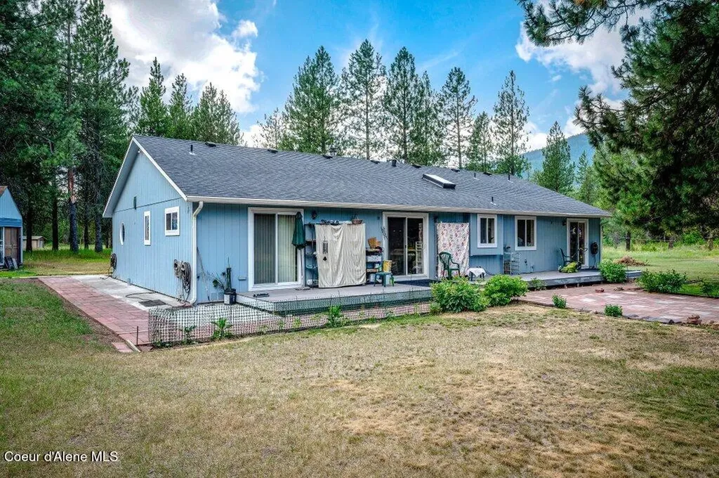 25730 N Edwards Road Rathdrum ID 83858