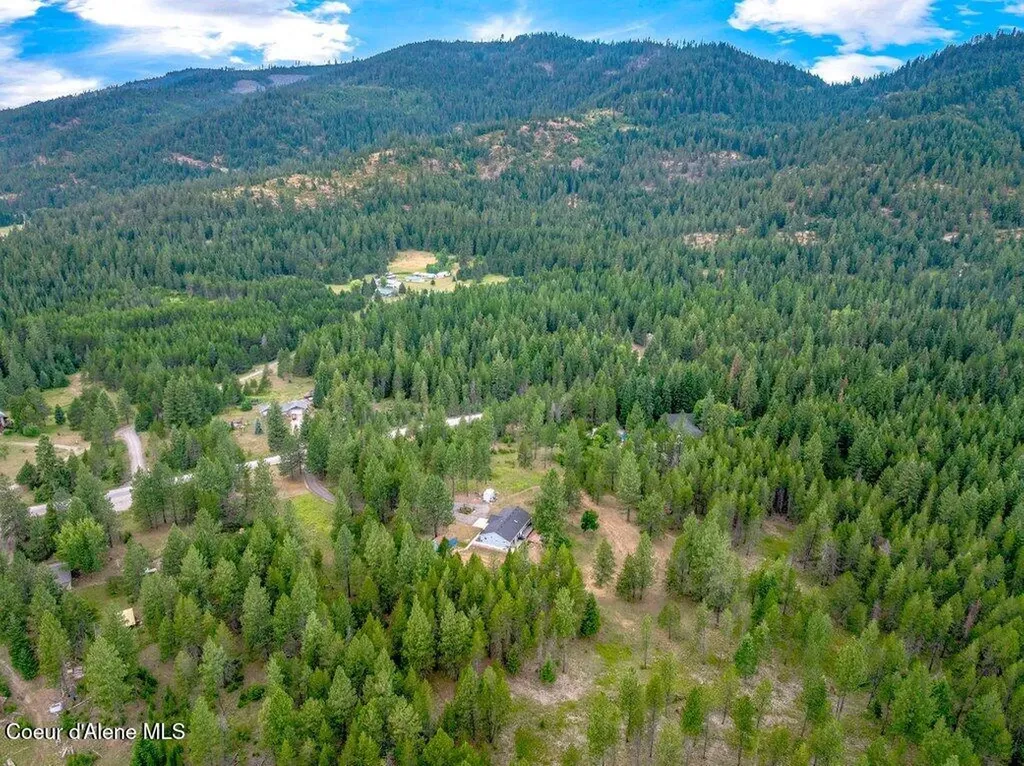 25730 N Edwards Road Rathdrum ID 83858