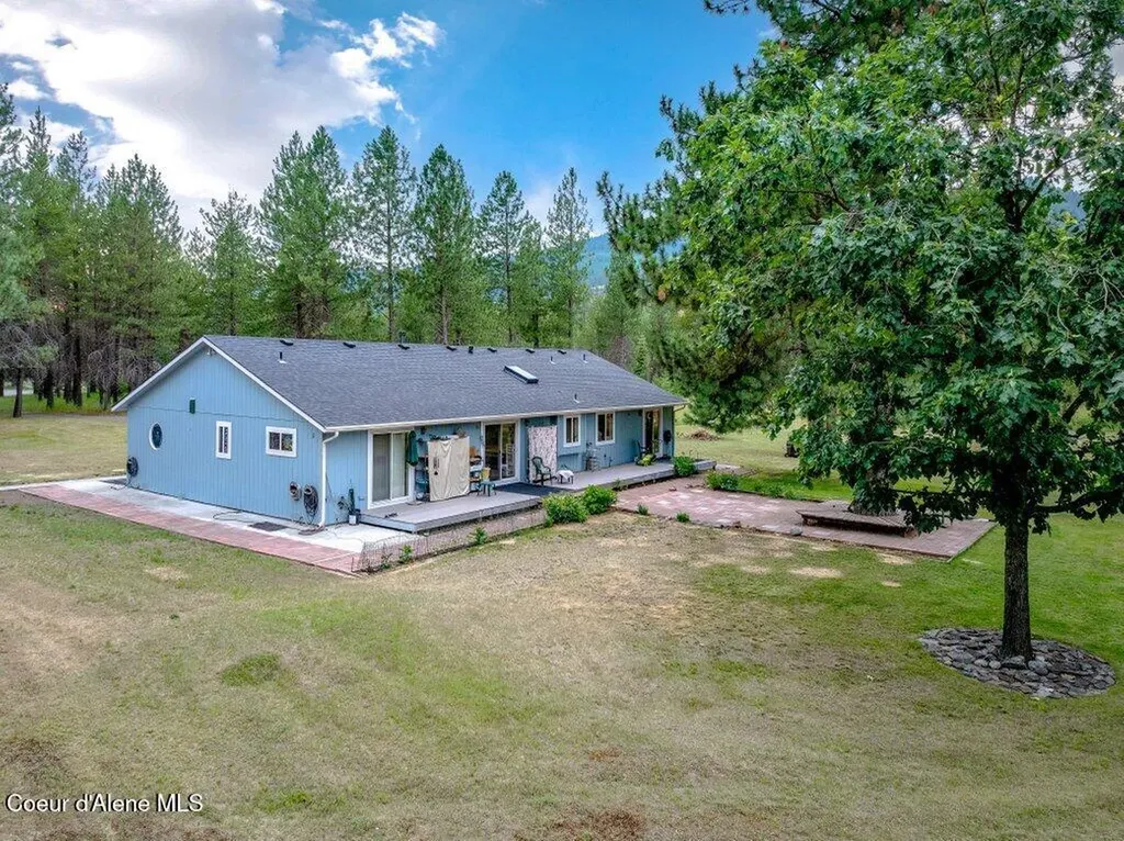 25730 N Edwards Road Rathdrum ID 83858