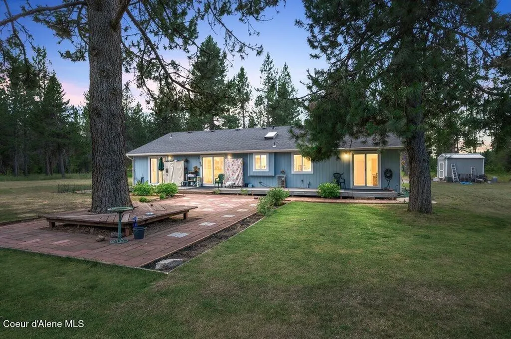 25730 N Edwards Road Rathdrum ID 83858