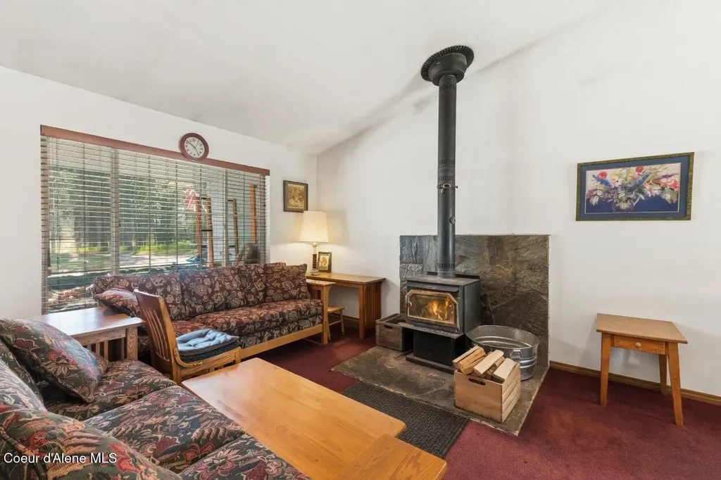25730 N Edwards Road Rathdrum ID 83858