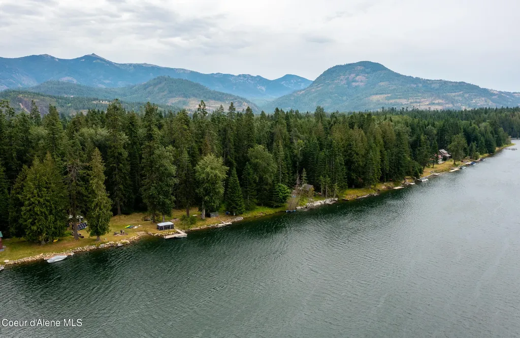 Lot 10 Island Shores Clark Fork ID 83811