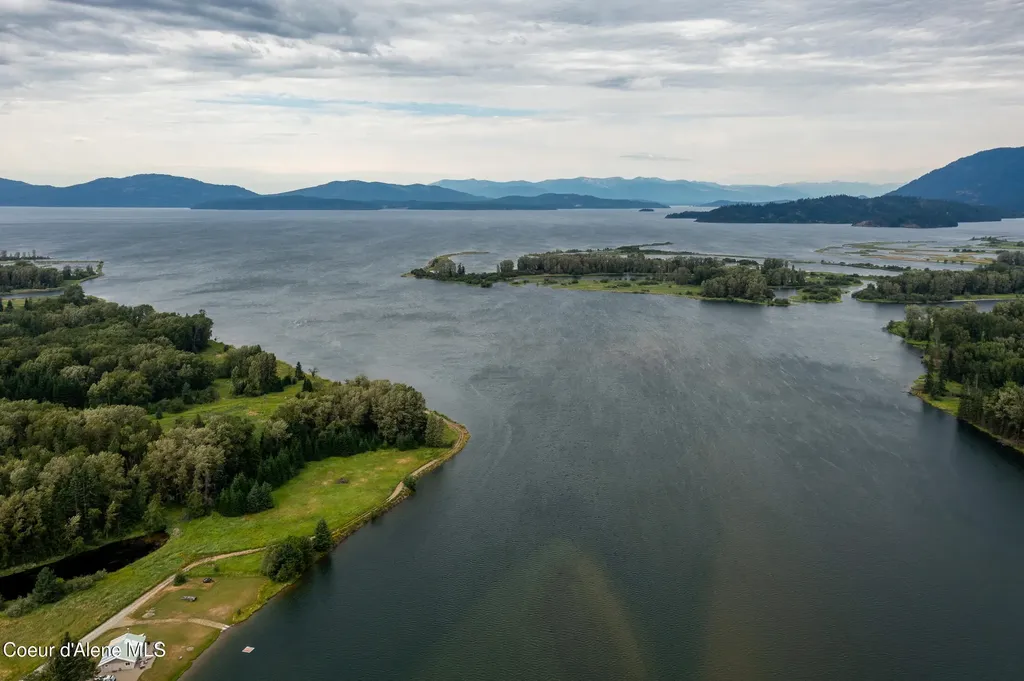 Lot 10 Island Shores Clark Fork ID 83811