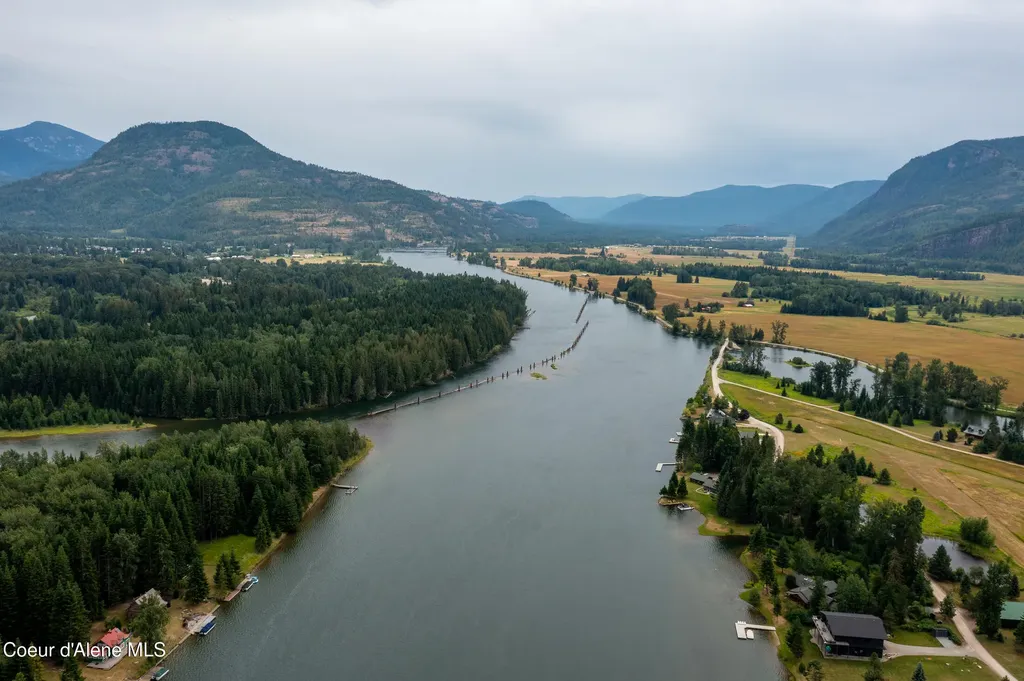 Lot 10 Island Shores Clark Fork ID 83811