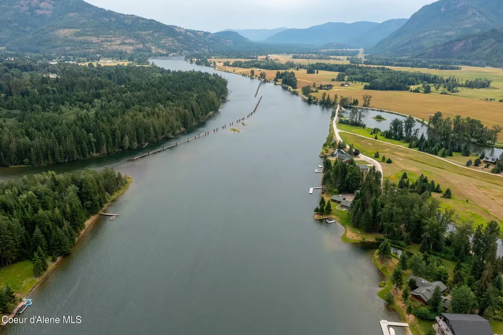 Lot 10 Island Shores Clark Fork ID 83811