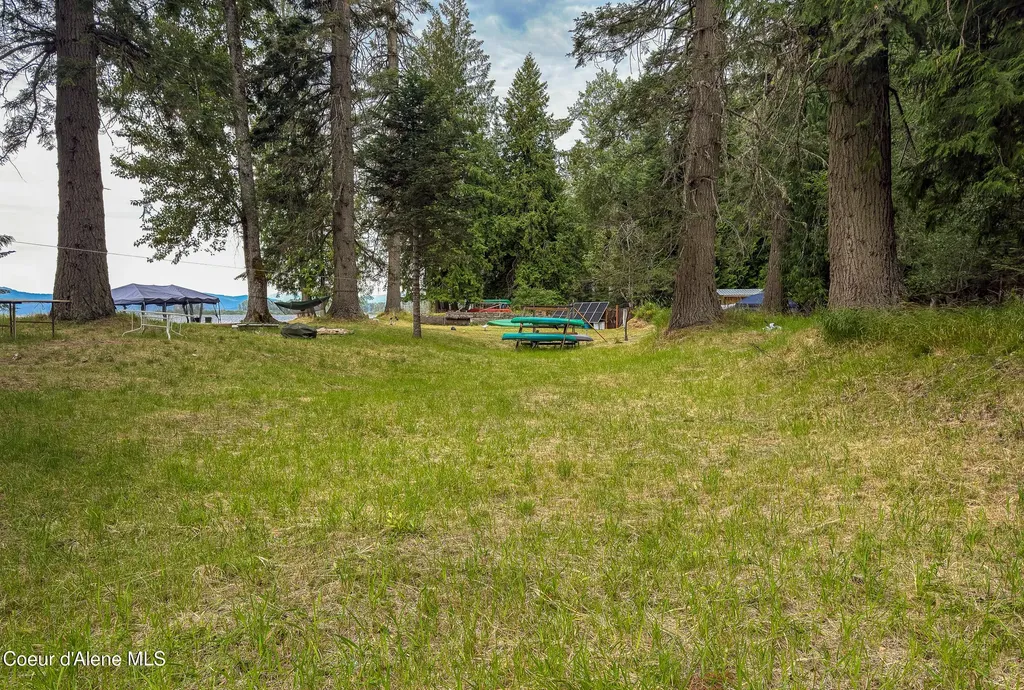 Lot 10 Island Shores Clark Fork ID 83811