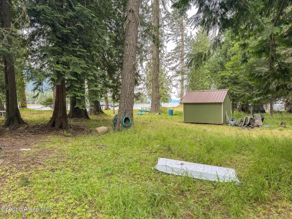 Lot 10 Island Shores Clark Fork ID 83811