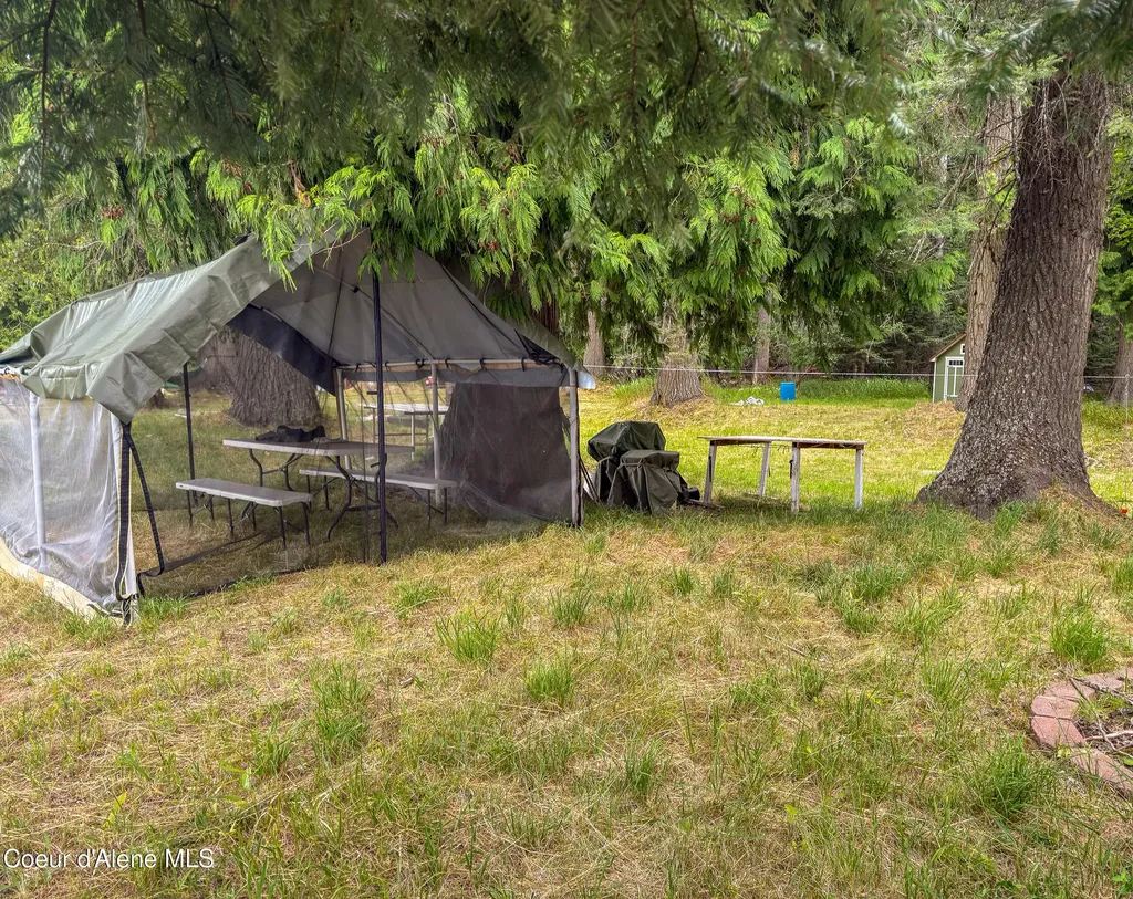 Lot 10 Island Shores Clark Fork ID 83811