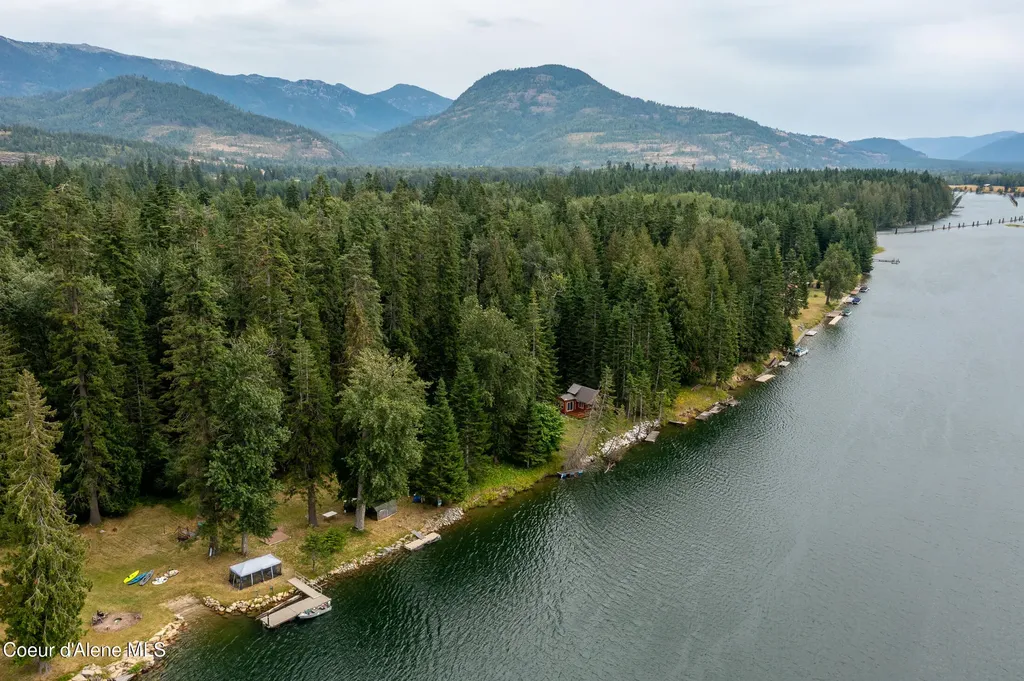 Lot 10 Island Shores Clark Fork ID 83811