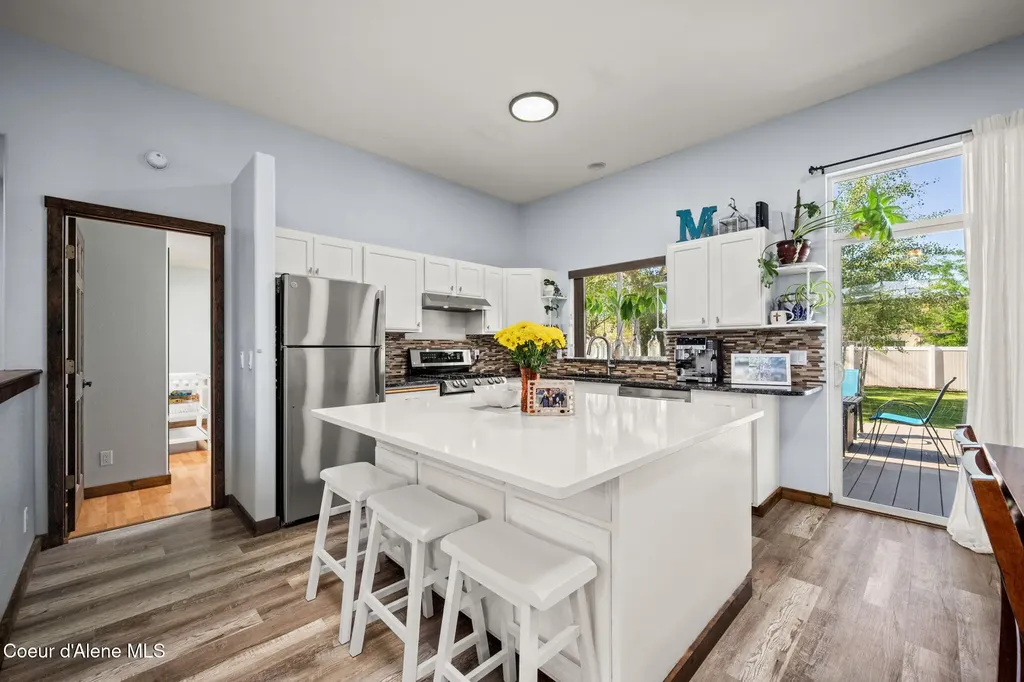 2503 W Elmwood Drive Coeur D'alene ID 83815