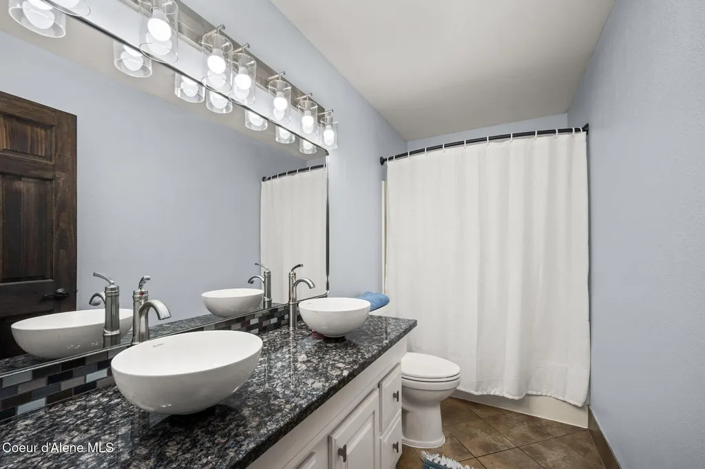 2503 W Elmwood Drive Coeur D'alene ID 83815