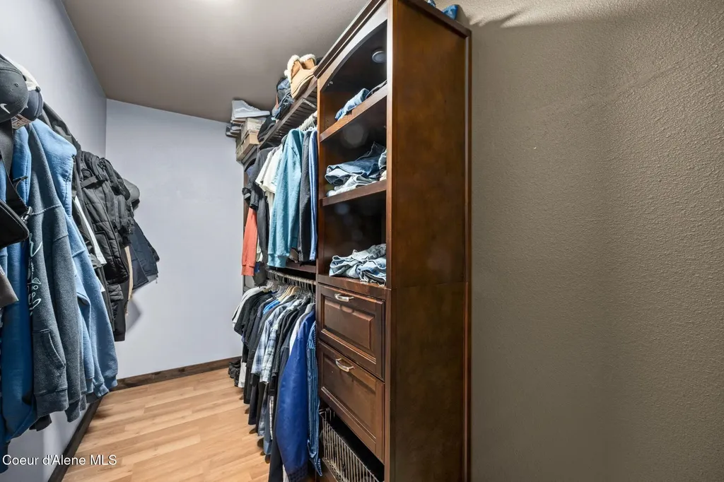 2503 W Elmwood Drive Coeur D'alene ID 83815