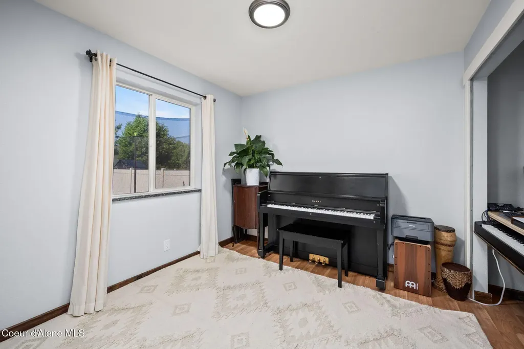 2503 W Elmwood Drive Coeur D'alene ID 83815