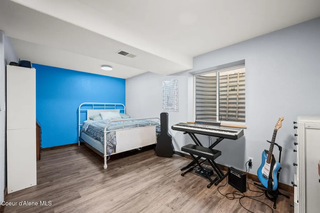 2503 W Elmwood Drive Coeur D'alene ID 83815