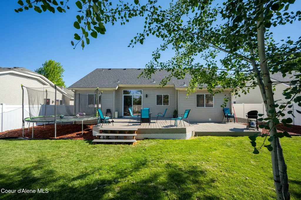 2503 W Elmwood Drive Coeur D'alene ID 83815