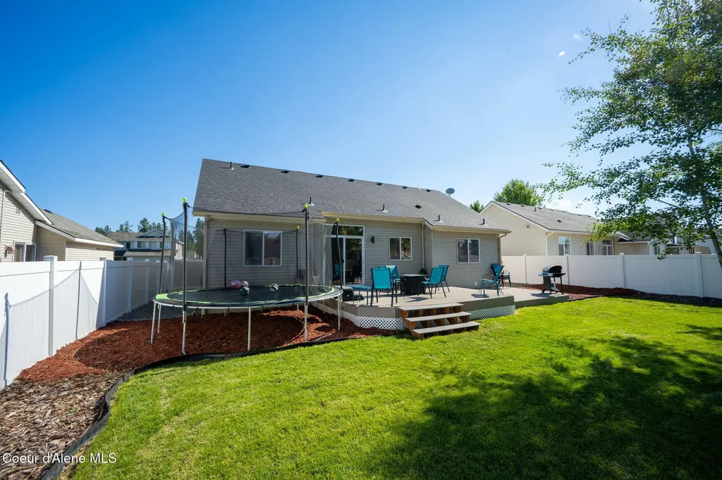 2503 W Elmwood Drive Coeur D'alene ID 83815