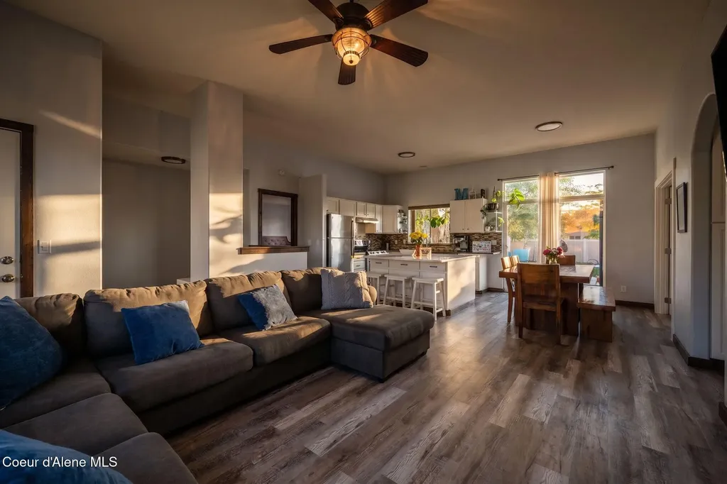 2503 W Elmwood Drive Coeur D'alene ID 83815