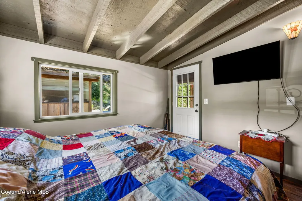241 Strawberry Creek Road Sandpoint ID 83864