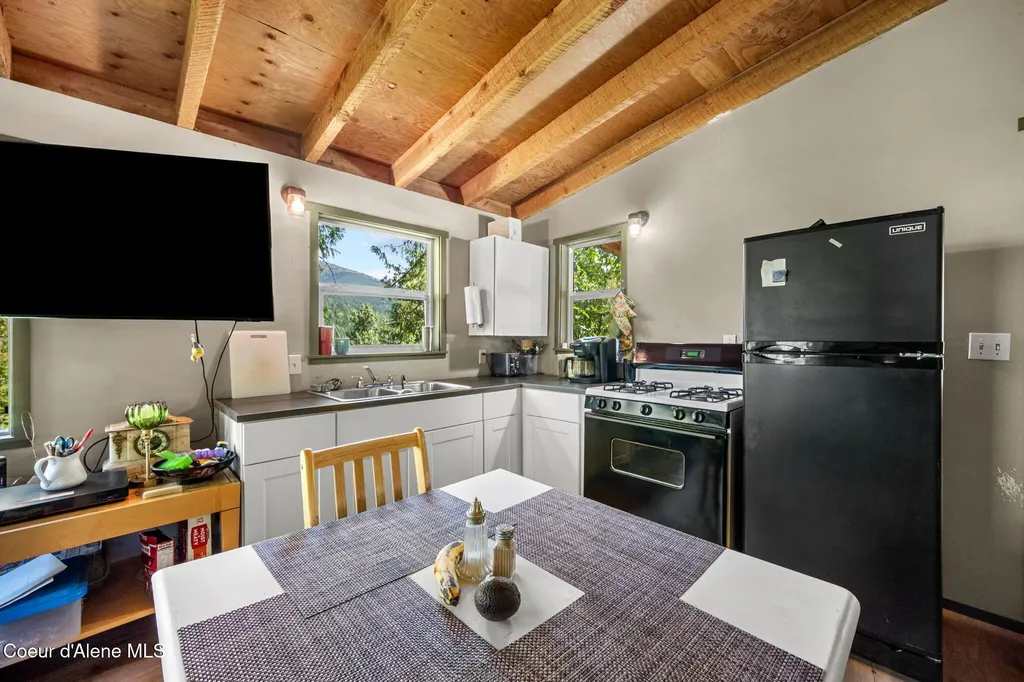 241 Strawberry Creek Road Sandpoint ID 83864