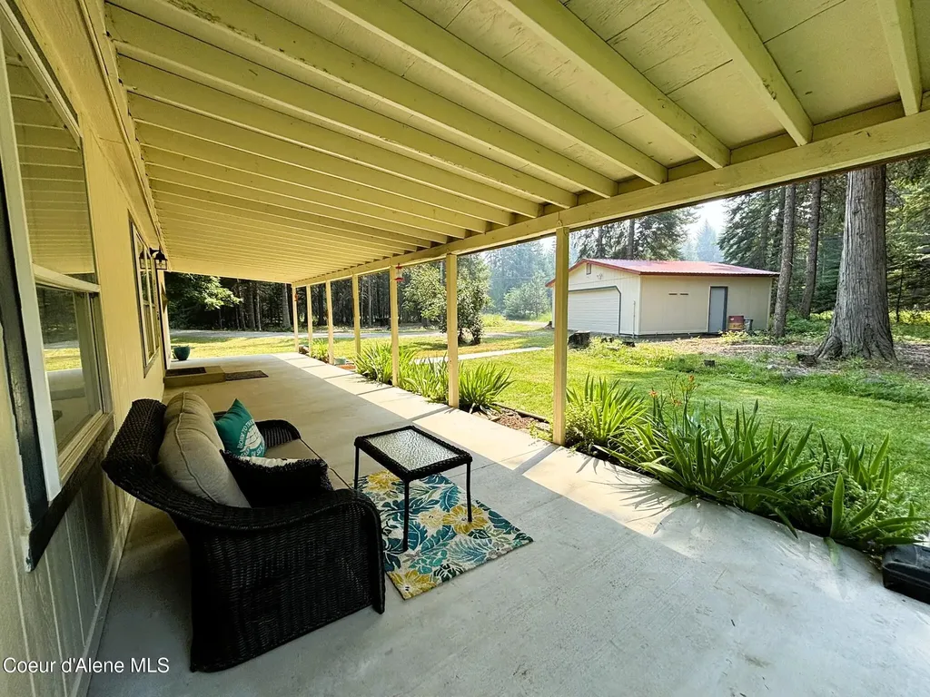 29921 N Two Rock Road Athol ID 83801