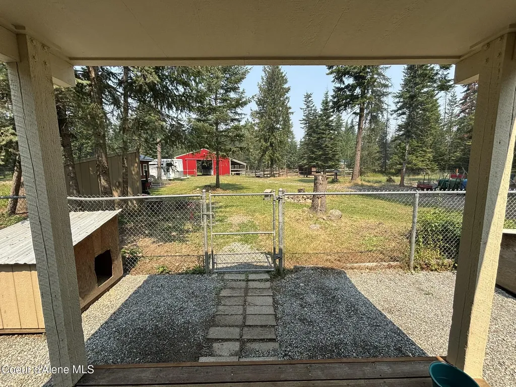 29921 N Two Rock Road Athol ID 83801