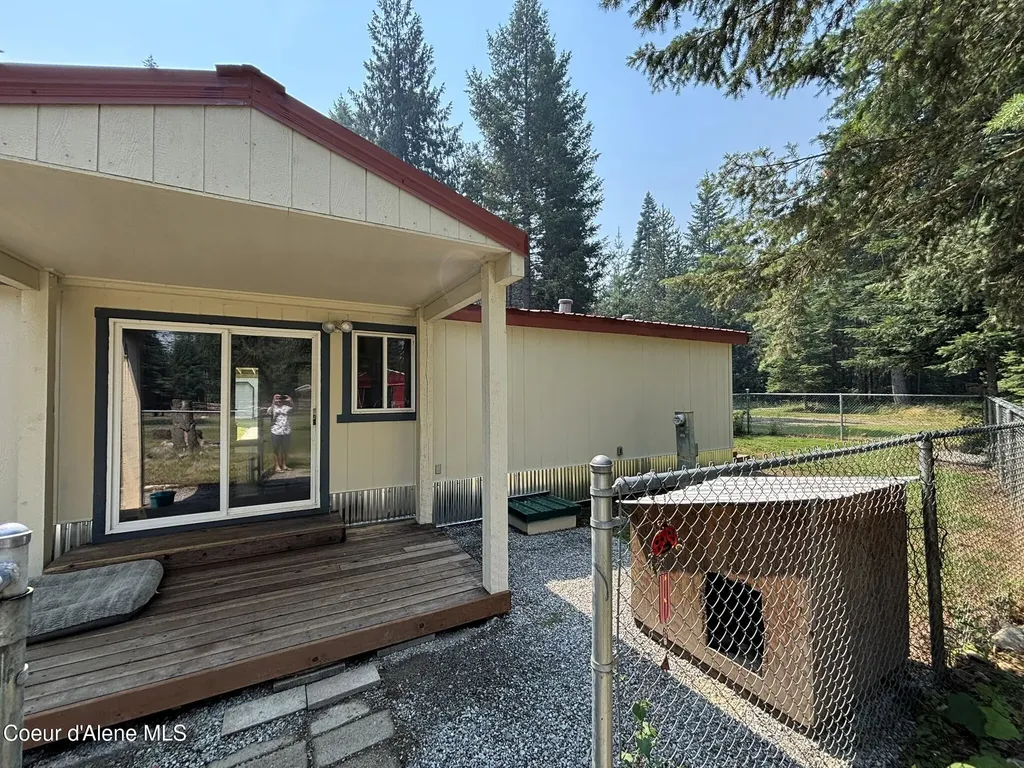 29921 N Two Rock Road Athol ID 83801