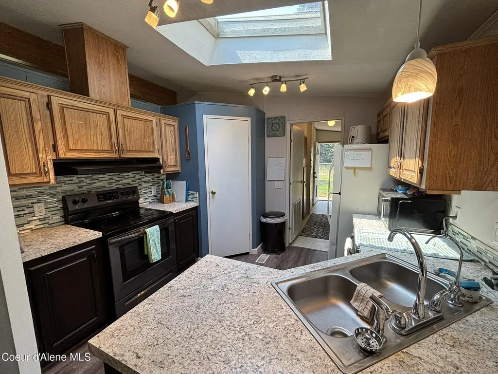 29921 N Two Rock Road Athol ID 83801