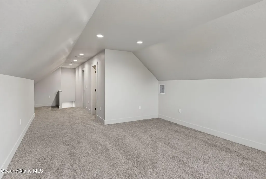 343 E Dakota Avenue Hayden ID 83835