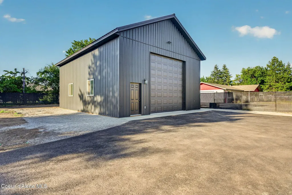 343 E Dakota Avenue Hayden ID 83835