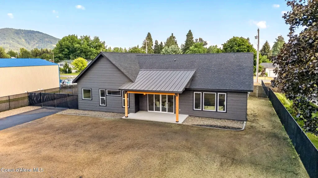 343 E Dakota Avenue Hayden ID 83835
