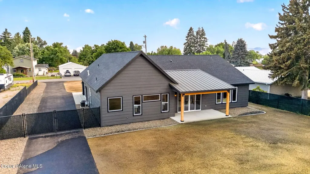 343 E Dakota Avenue Hayden ID 83835