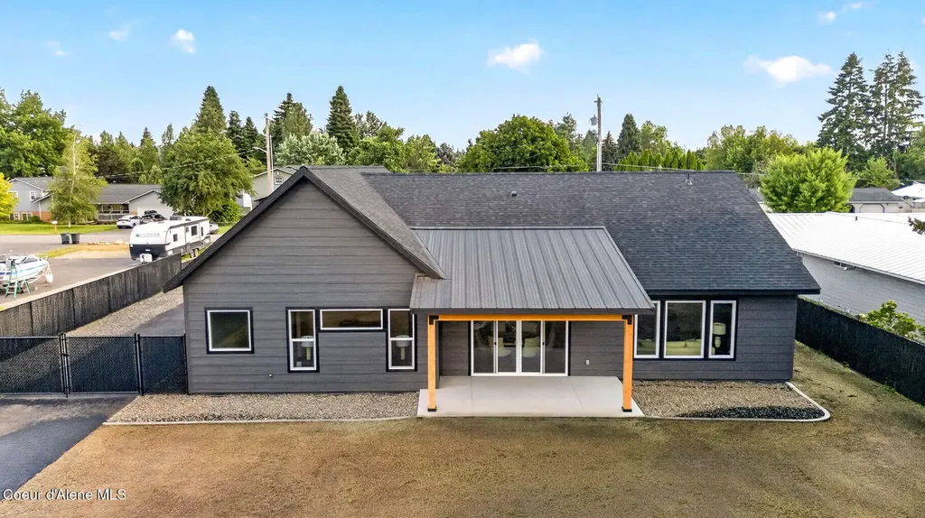 343 E Dakota Avenue Hayden ID 83835