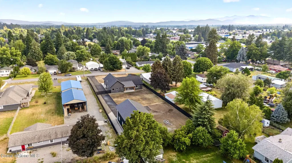 343 E Dakota Avenue Hayden ID 83835