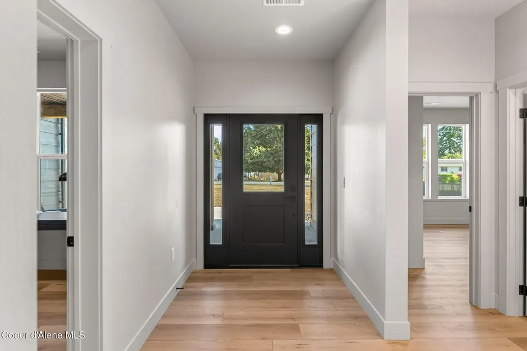 343 E Dakota Avenue Hayden ID 83835