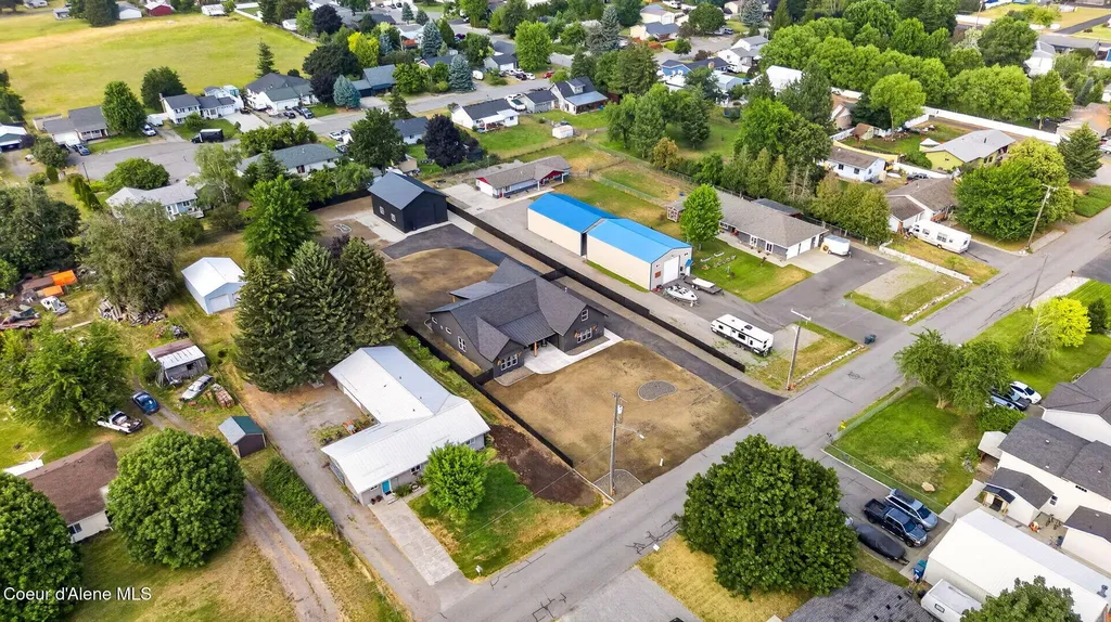 343 E Dakota Avenue Hayden ID 83835