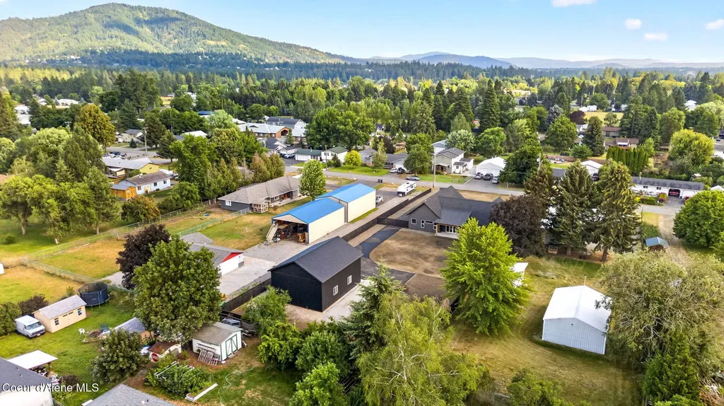 343 E Dakota Avenue Hayden ID 83835