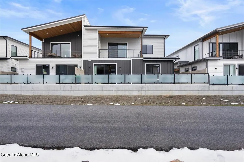 1518 W Union Drive Coeur D'alene ID 83814