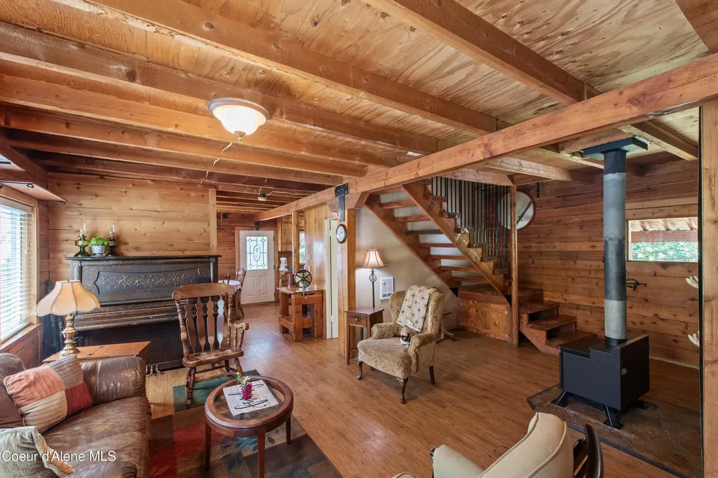 190 Tenaschuck Lane Plummer ID 83851