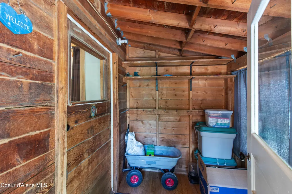 190 Tenaschuck Lane Plummer ID 83851