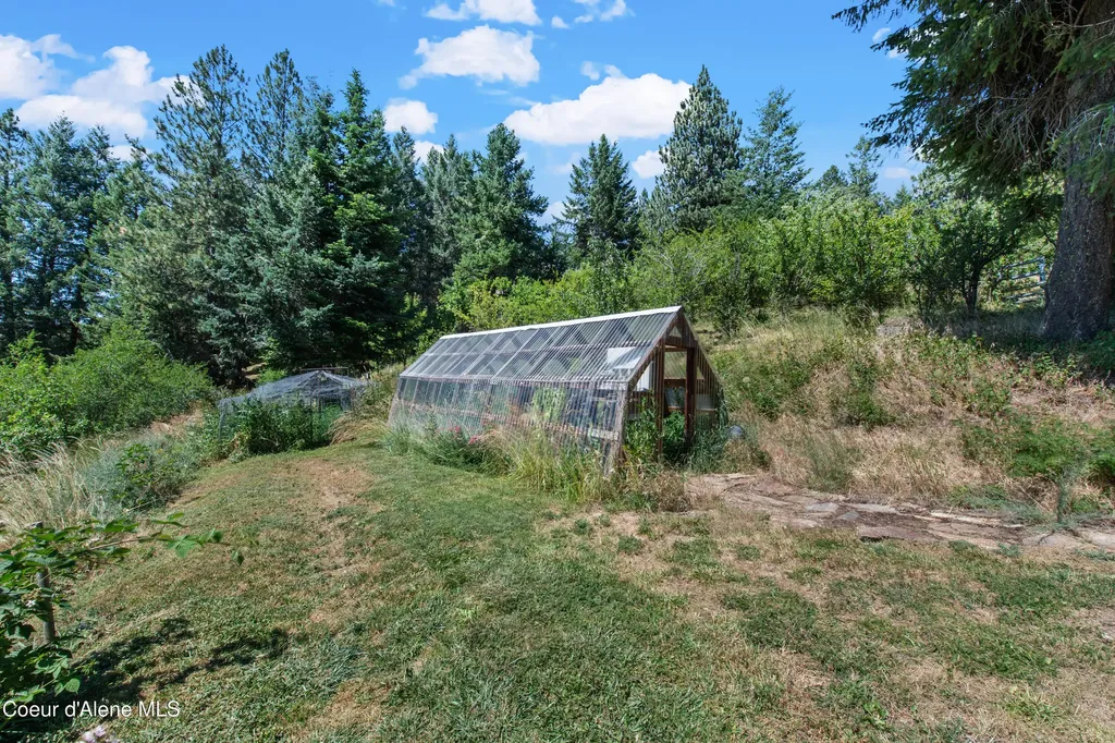 190 Tenaschuck Lane Plummer ID 83851