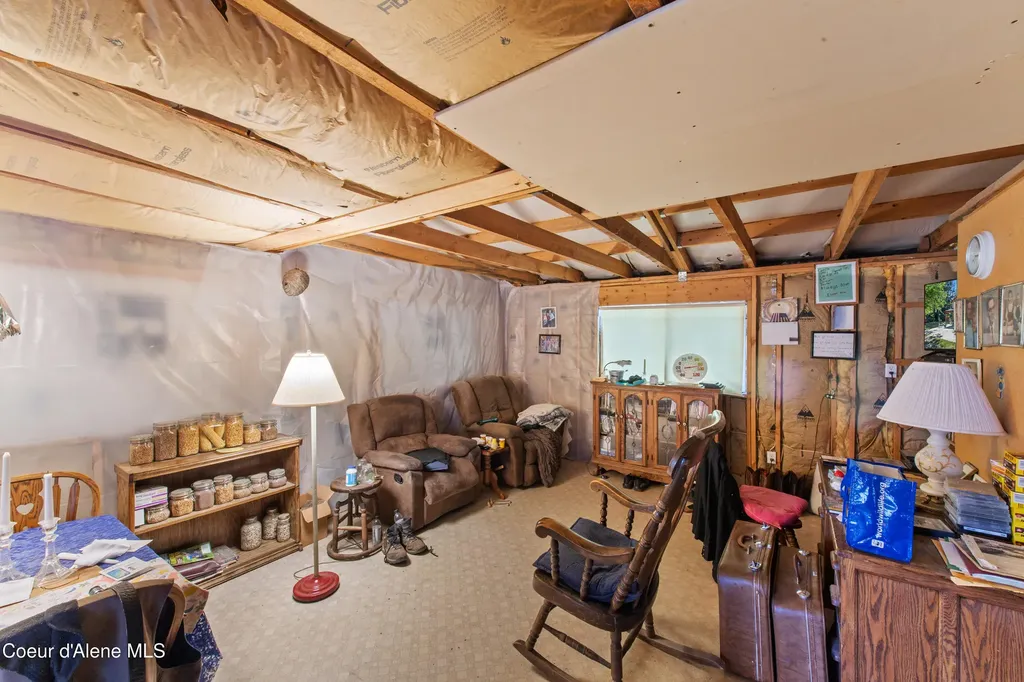 190 Tenaschuck Lane Plummer ID 83851