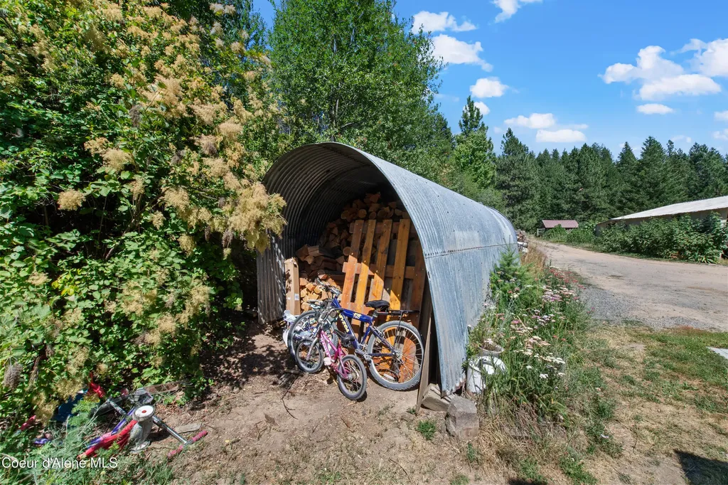 190 Tenaschuck Lane Plummer ID 83851