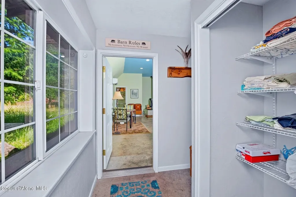 113 Tanager Lane Sagle ID 83860