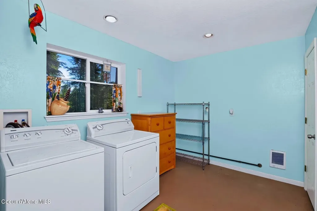 113 Tanager Lane Sagle ID 83860