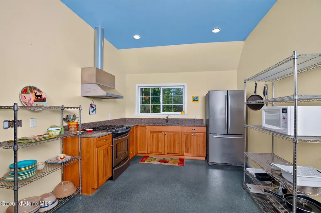 113 Tanager Lane Sagle ID 83860