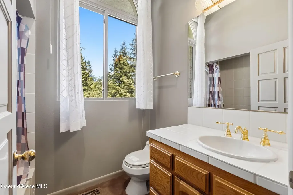 191 Indian Meadows Road Sandpoint ID 83864