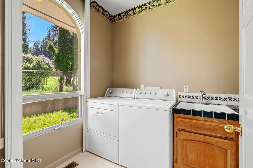 191 Indian Meadows Road Sandpoint ID 83864