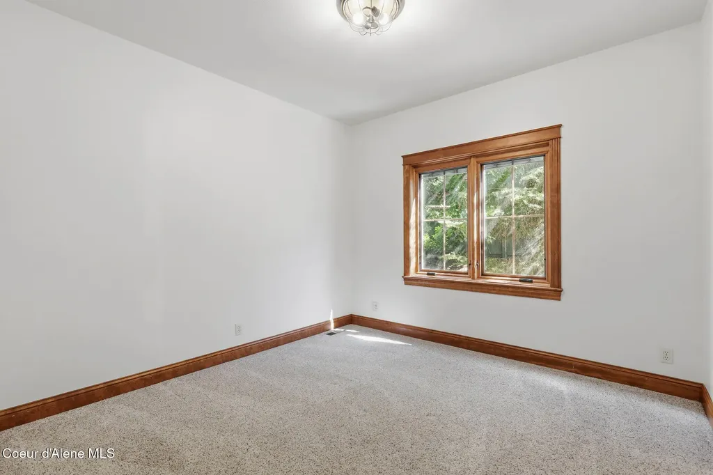 9622 N Country Club Drive Hayden Lake ID 83835